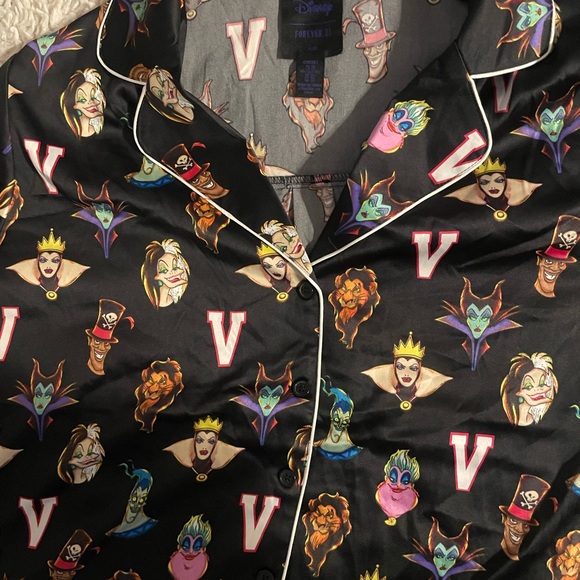 Disney Black Villain Print Pajama Set - Picture 3 of 11